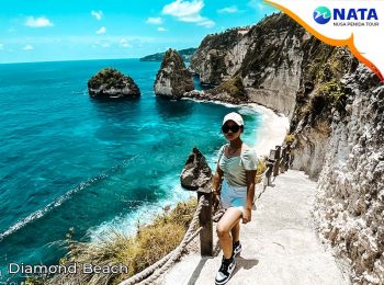 Diamond Beach Nusa Penida Tour 3 Hari 2 Malam